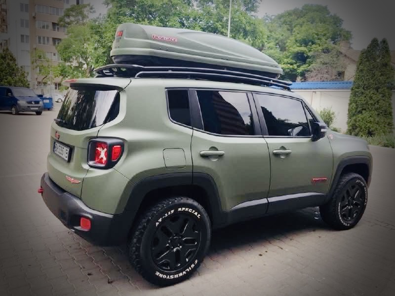 Jeep Renegade - oklejanie folią wrap